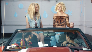 Illustration for article titled Britney and Iggy Are Totally Rad BFFs in the 'Pretty Girls' Video